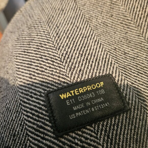 Boots - Picture 3 of 4